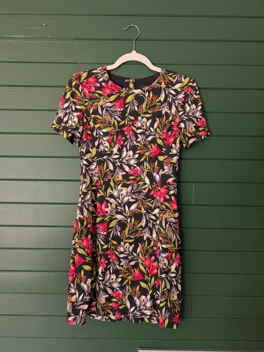 French Connection Black Floral Print Dress with Pockets & Stretch